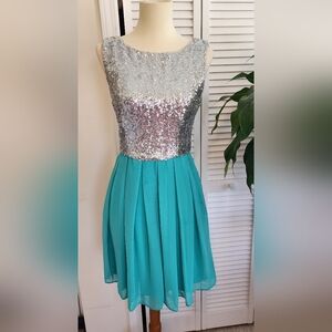 PROM, SPRING DANCE TIME! B. Darlin Silver Sequin Bodice Teal Chiffon Skirt Dress